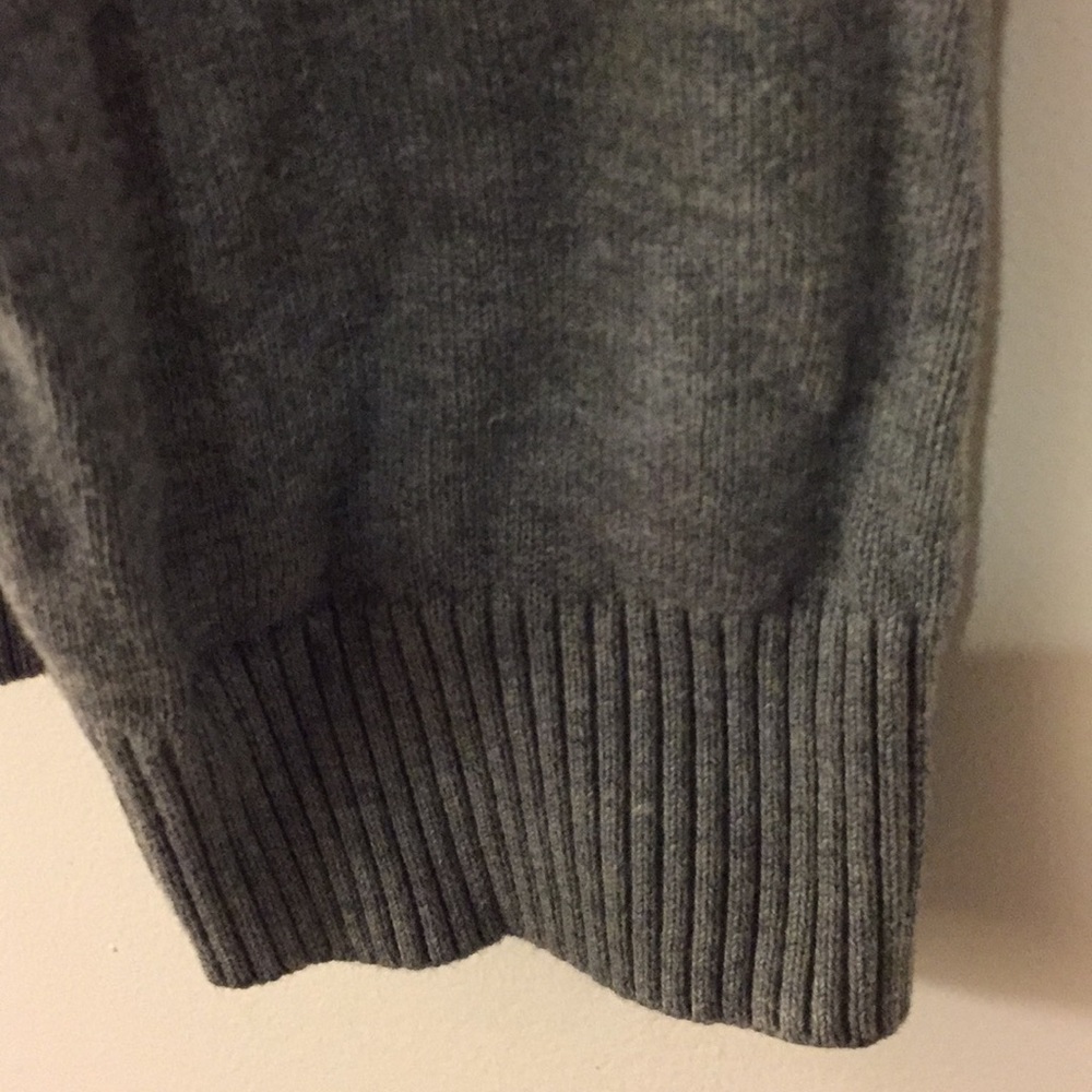 Land’s End Gray Cotton Sweater. Size L. - Picture 4 of 5